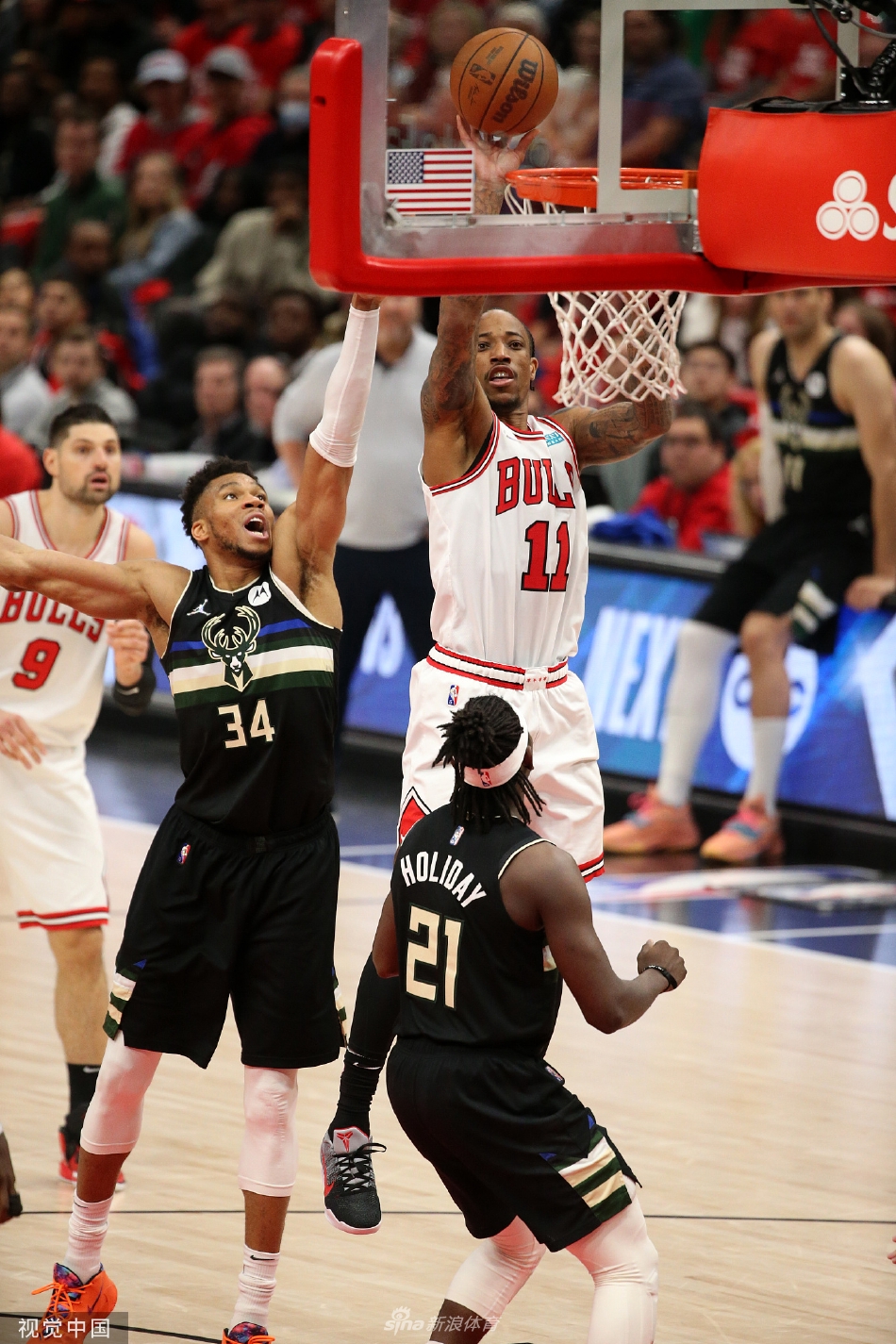 [NBA季后赛]雄鹿119-95公牛