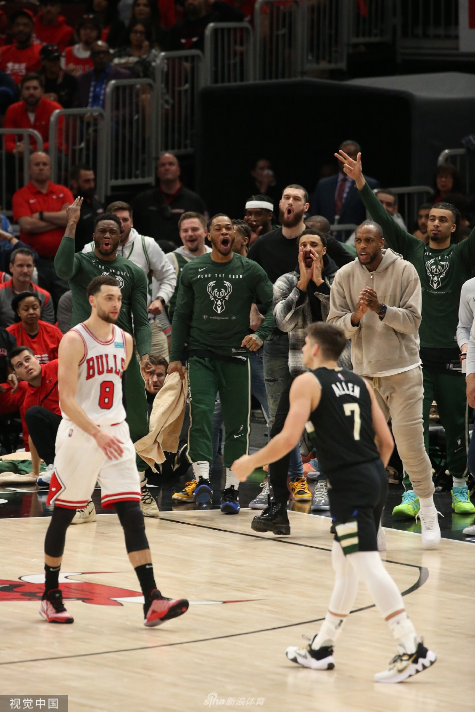 [NBA季后赛]雄鹿119-95公牛