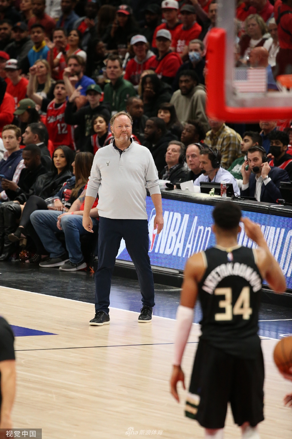 [NBA季后赛]雄鹿119-95公牛