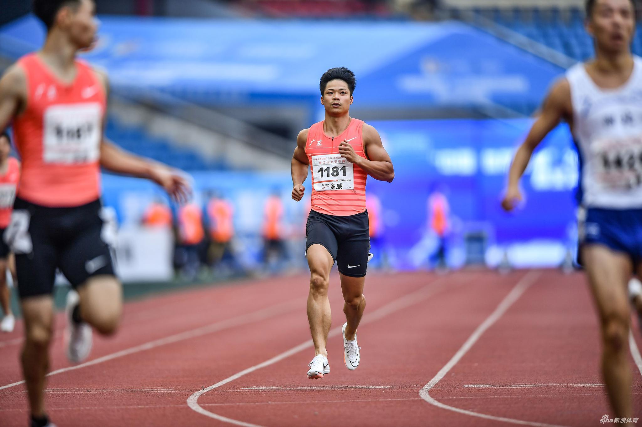 全锦赛百米决赛苏炳添遭赛季首败