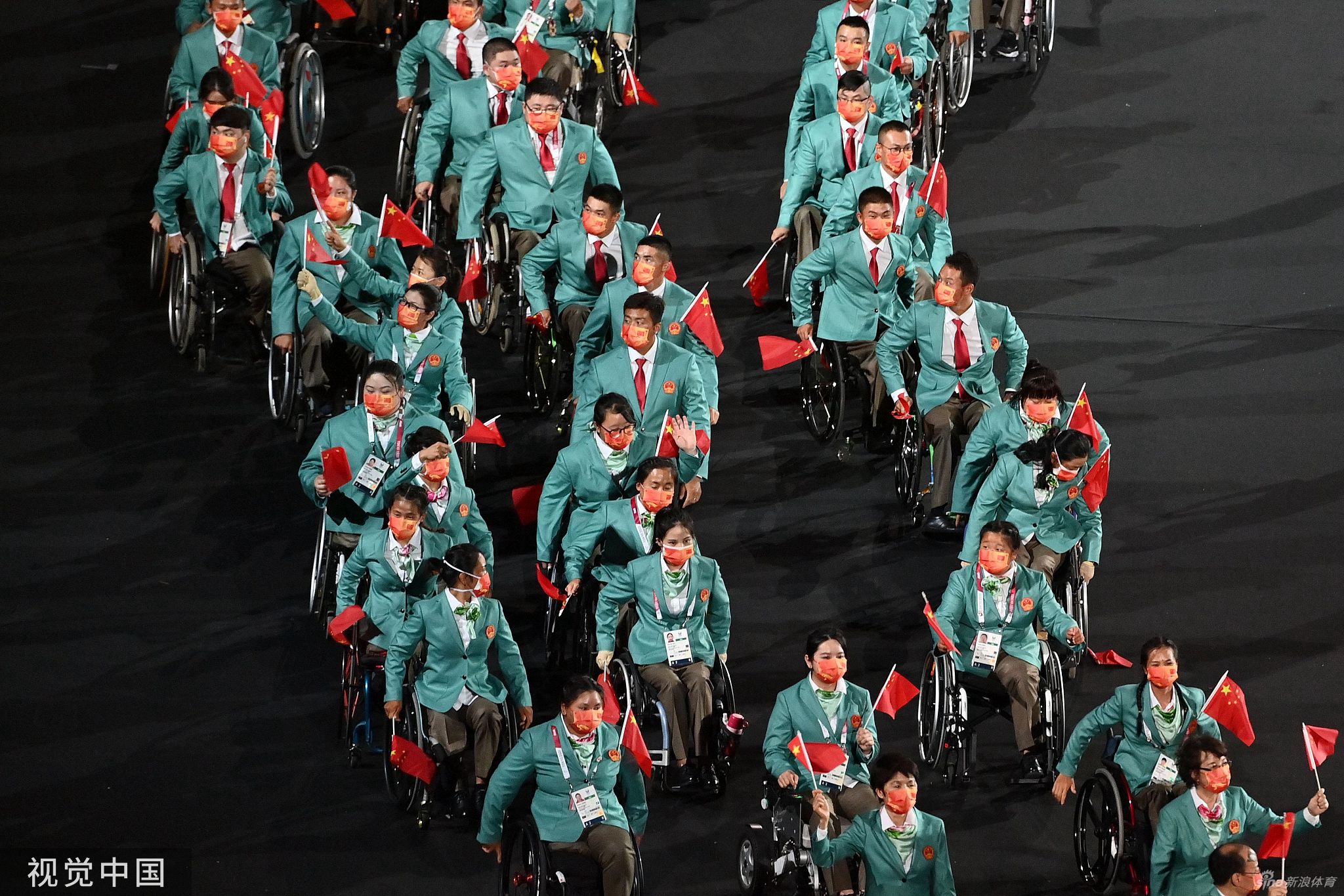 东京残奥会开幕式 中国代表团入场
