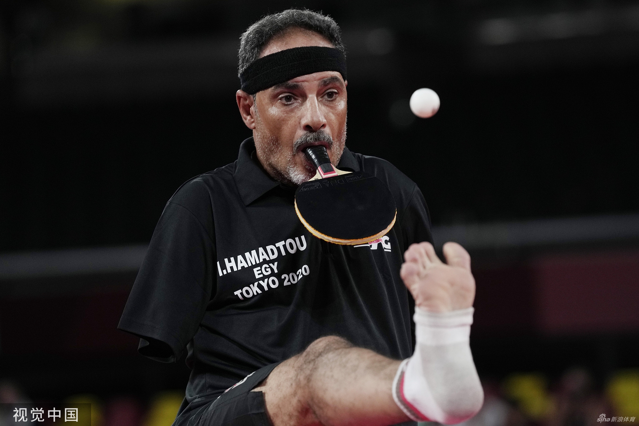 残奥唯一用嘴打乒乓球的运动员