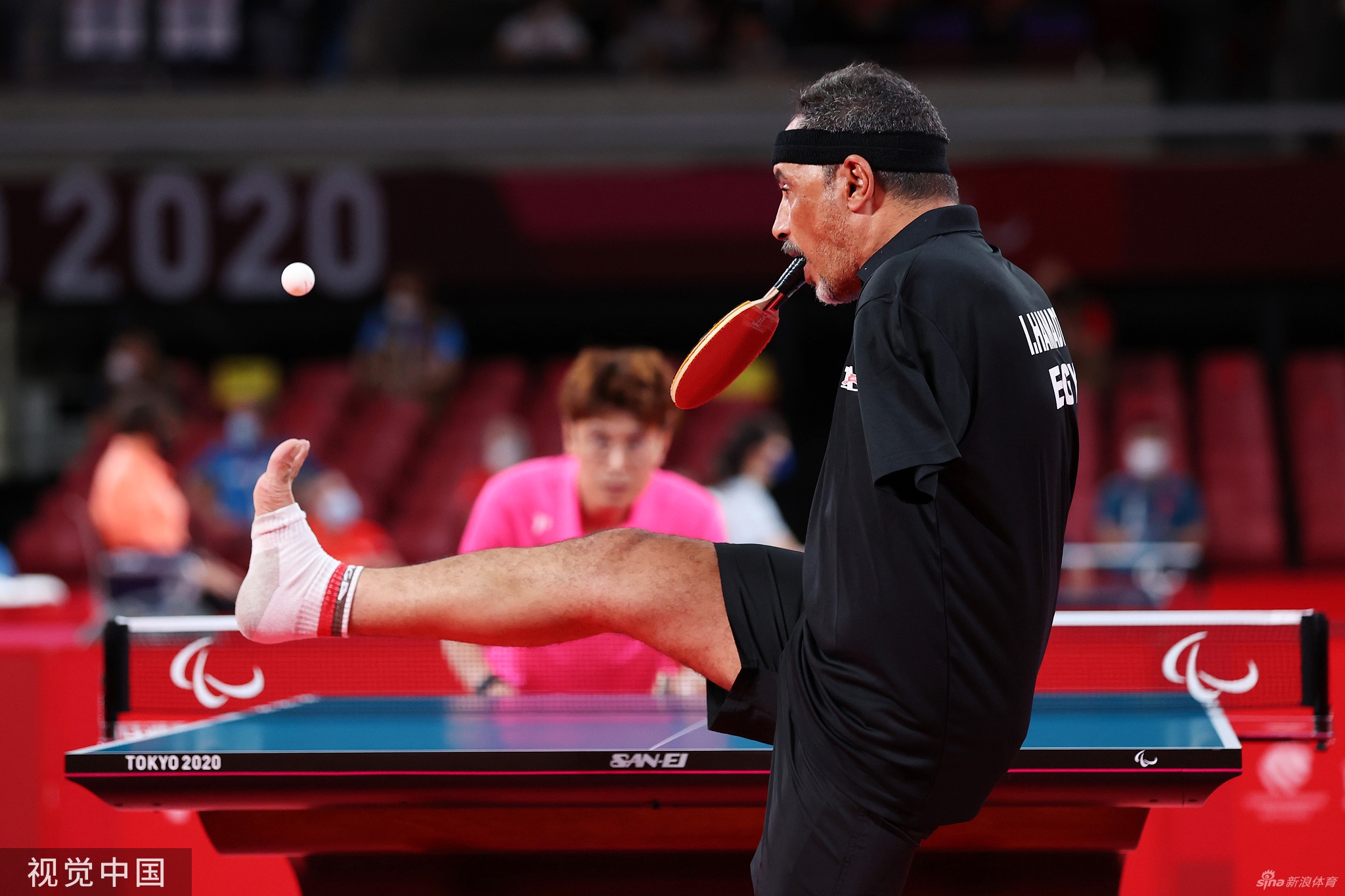 残奥唯一用嘴打乒乓球的运动员