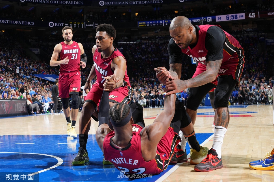 [NBA东部半决赛]76人99-79热火