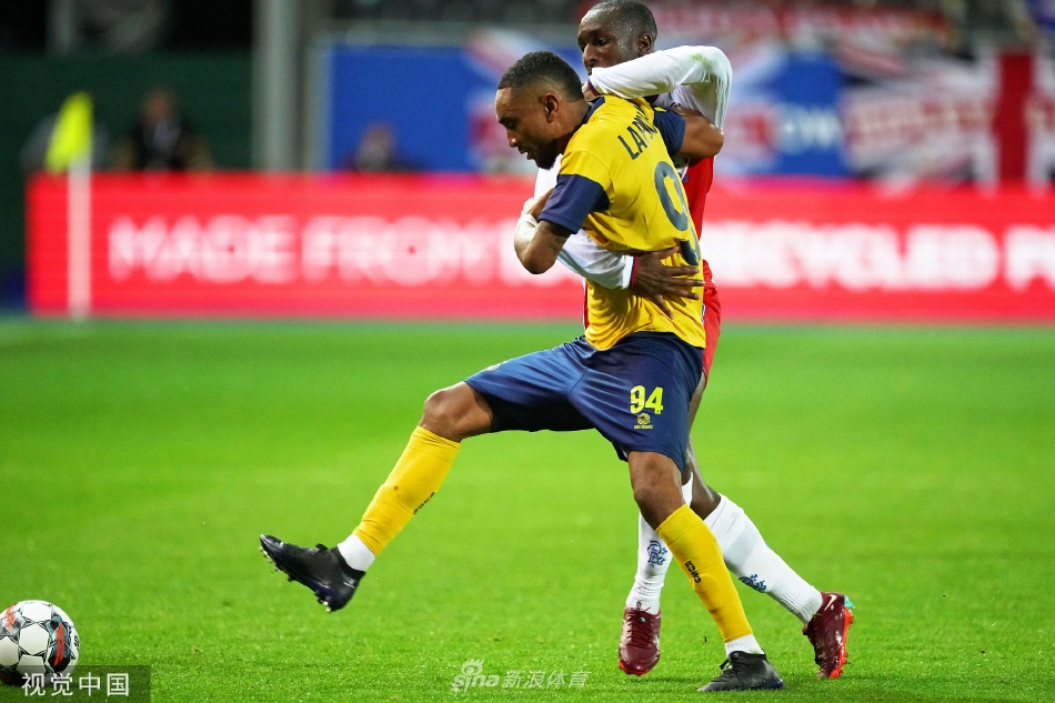 [欧冠资格赛]圣吉罗斯2-0格拉斯哥流浪者