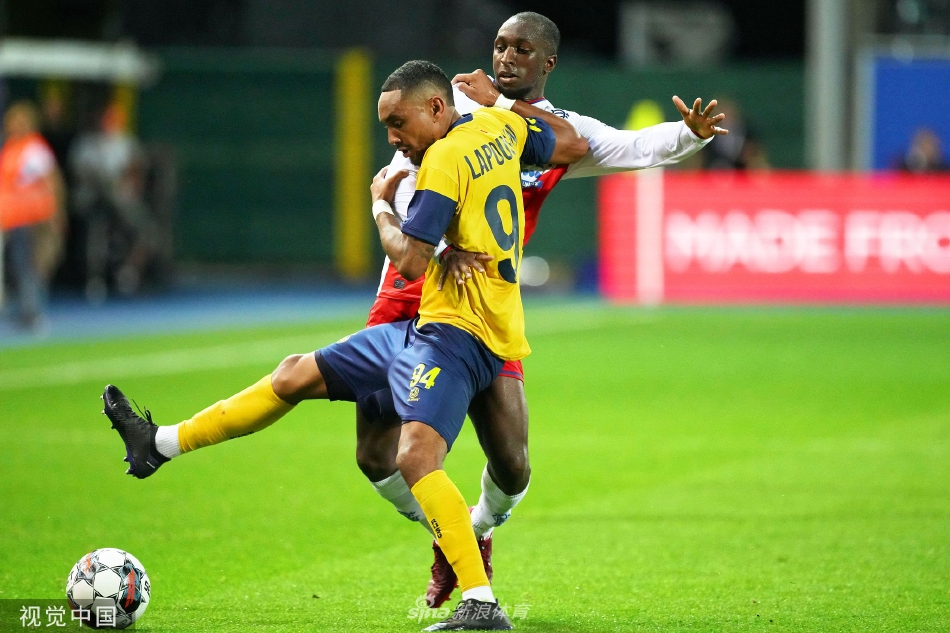 [欧冠资格赛]圣吉罗斯2-0格拉斯哥流浪者