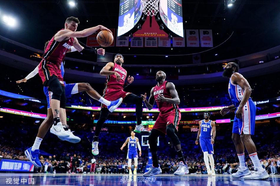 [NBA东部半决赛]76人99-79热火