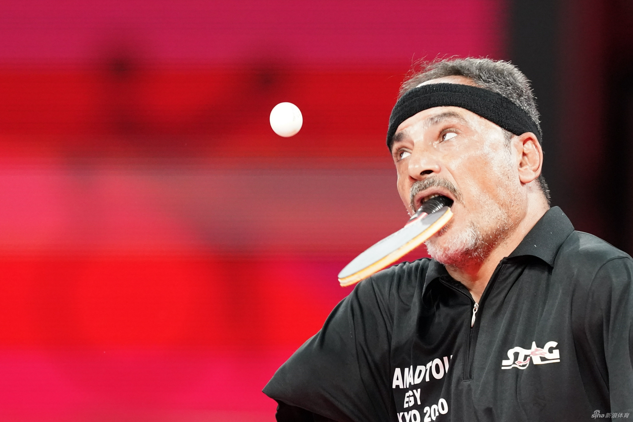 残奥唯一用嘴打乒乓球的运动员