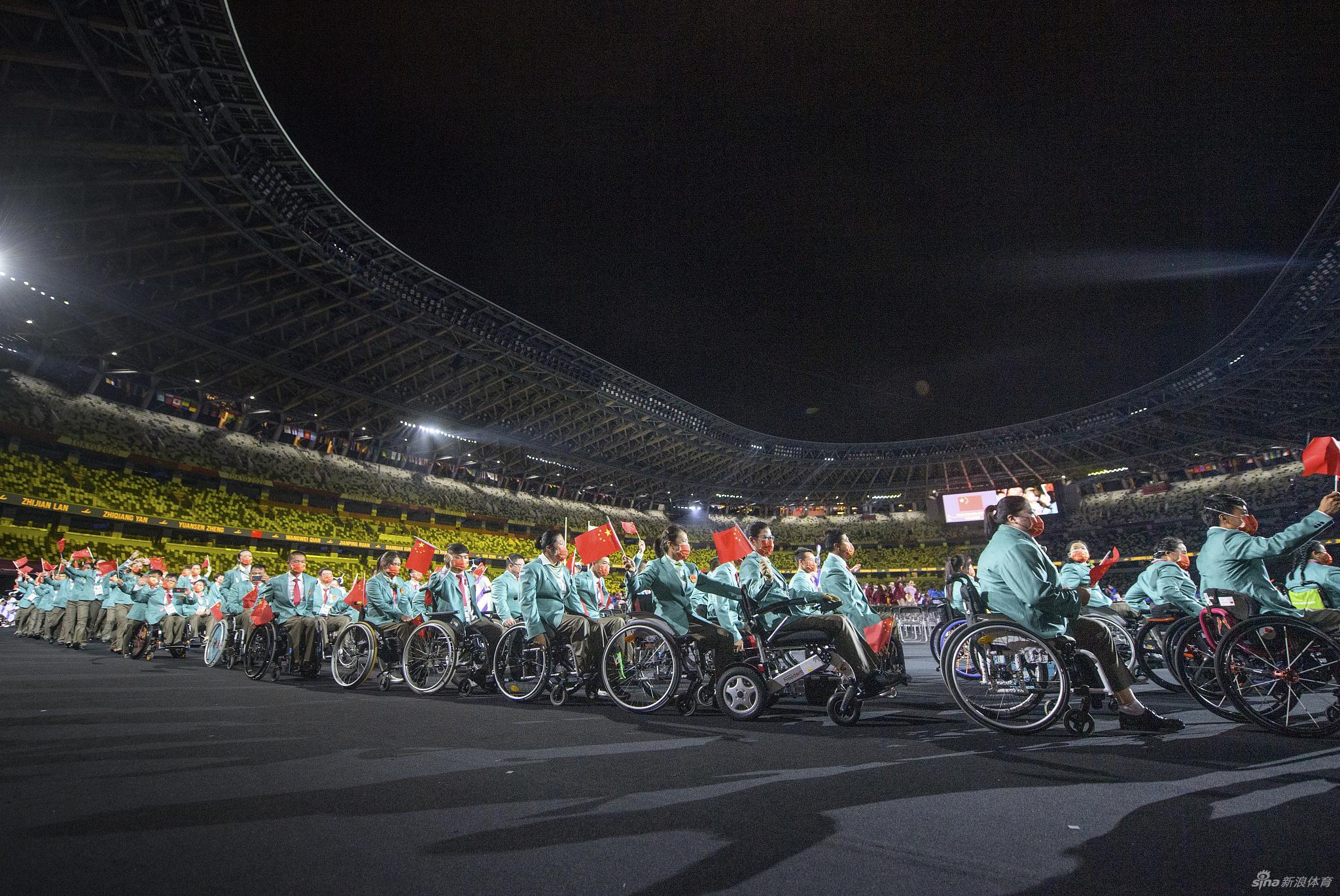 东京残奥会开幕式 中国代表团入场
