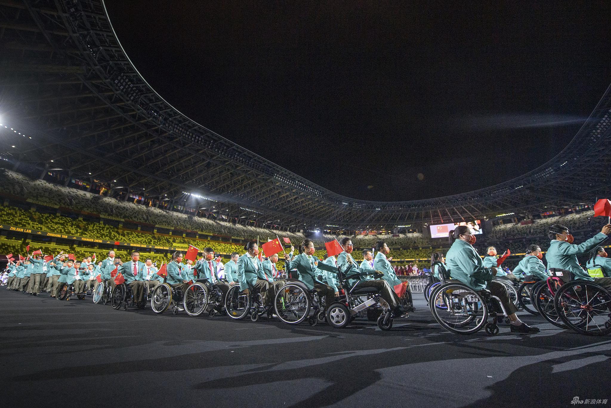 东京残奥会开幕式 中国代表团入场