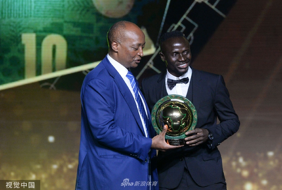 马内荣膺非洲足球先生