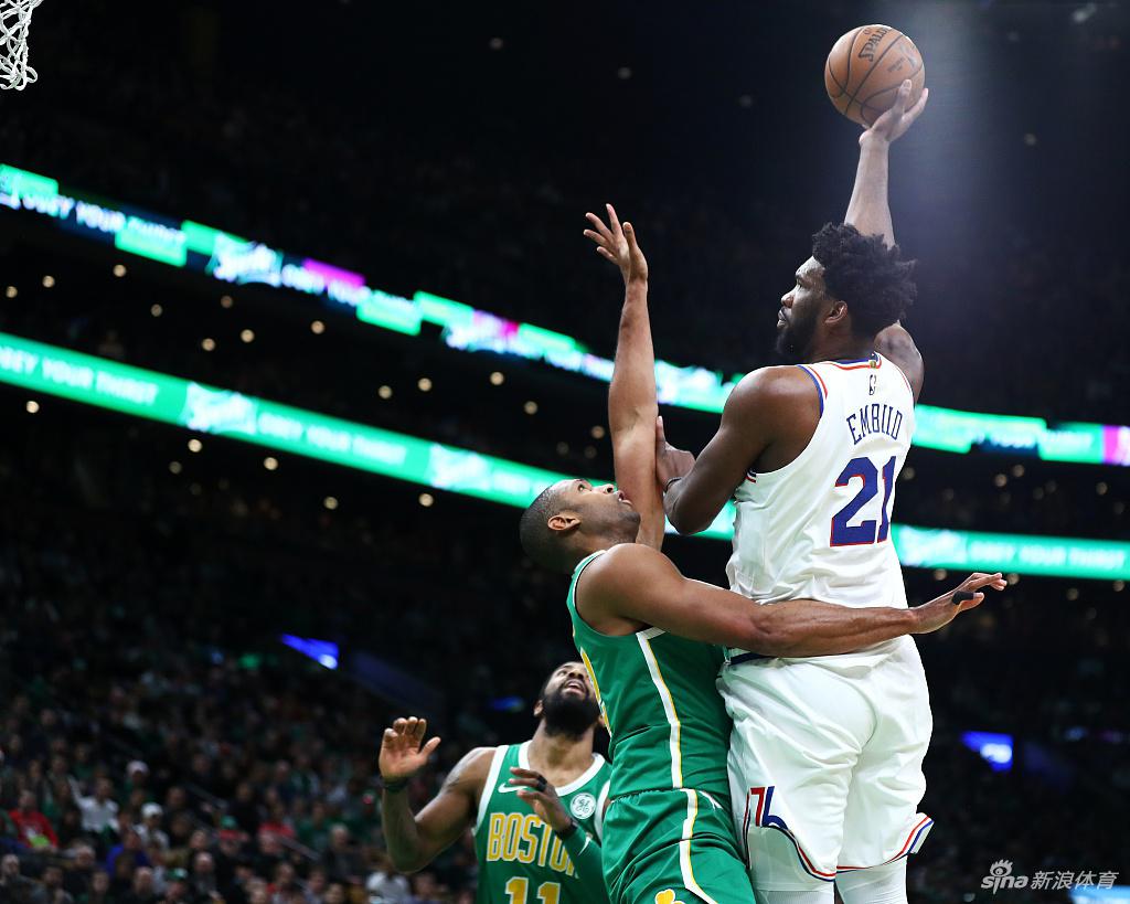 回顾历届圣诞大战经典瞬间 科比vs詹姆斯成永恒