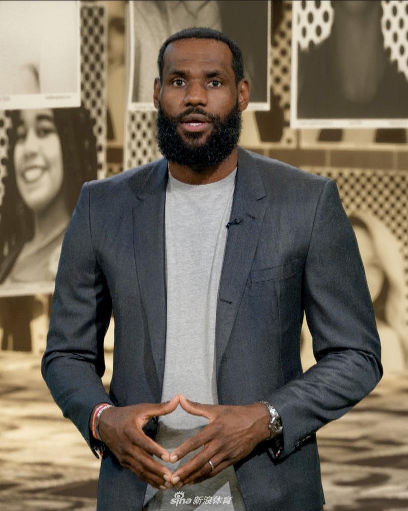 詹姆斯出席节目给予毕业生建议