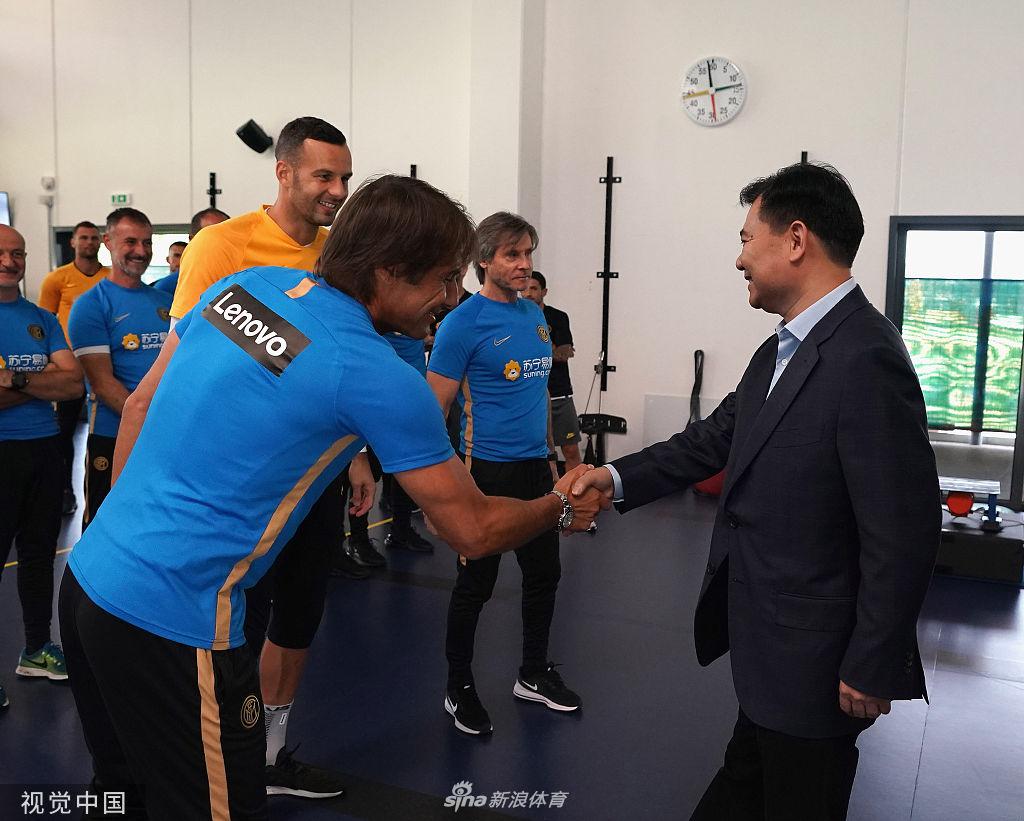 张近东看望国米将帅