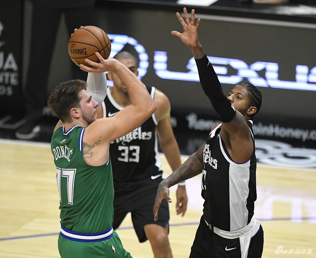 [NBA常规赛]独行侠124-73快船 创NBA新纪录