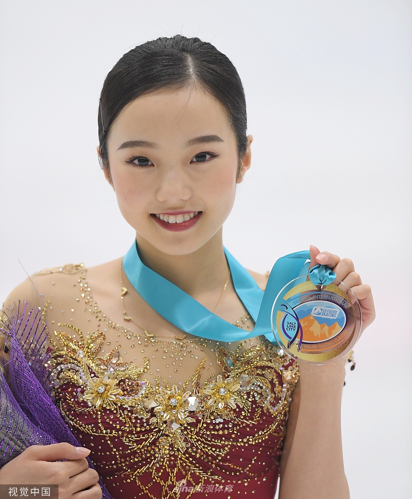 冬奥人物00后冰上公主本田真凛