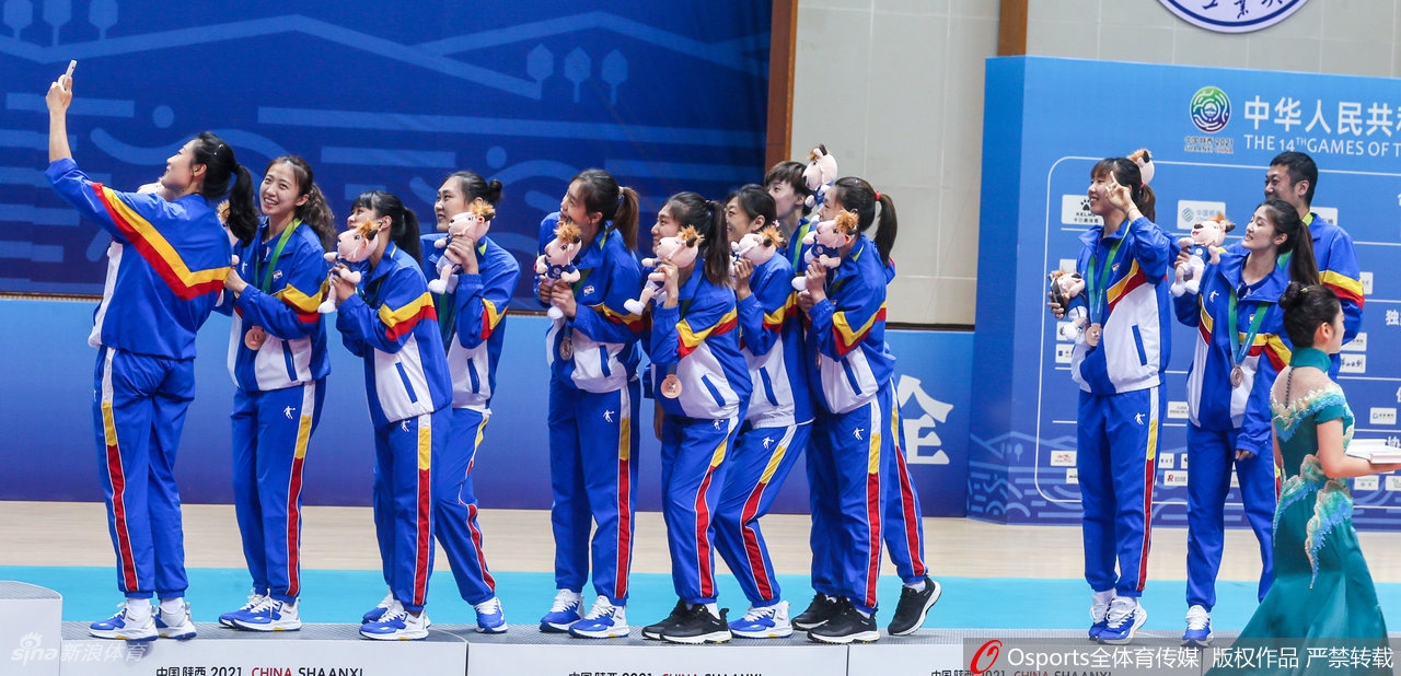 [全运女排]天津胜江苏夺冠 辽宁获铜牌