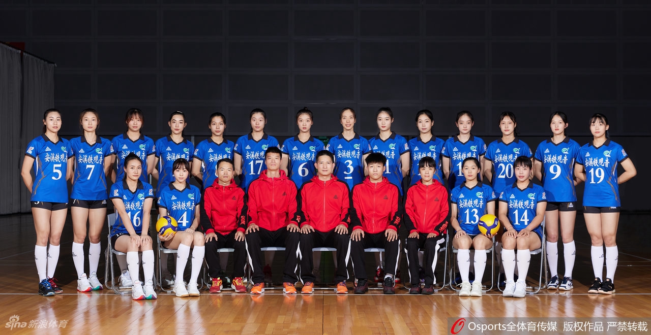 福建女排拍摄排超联赛官方写真