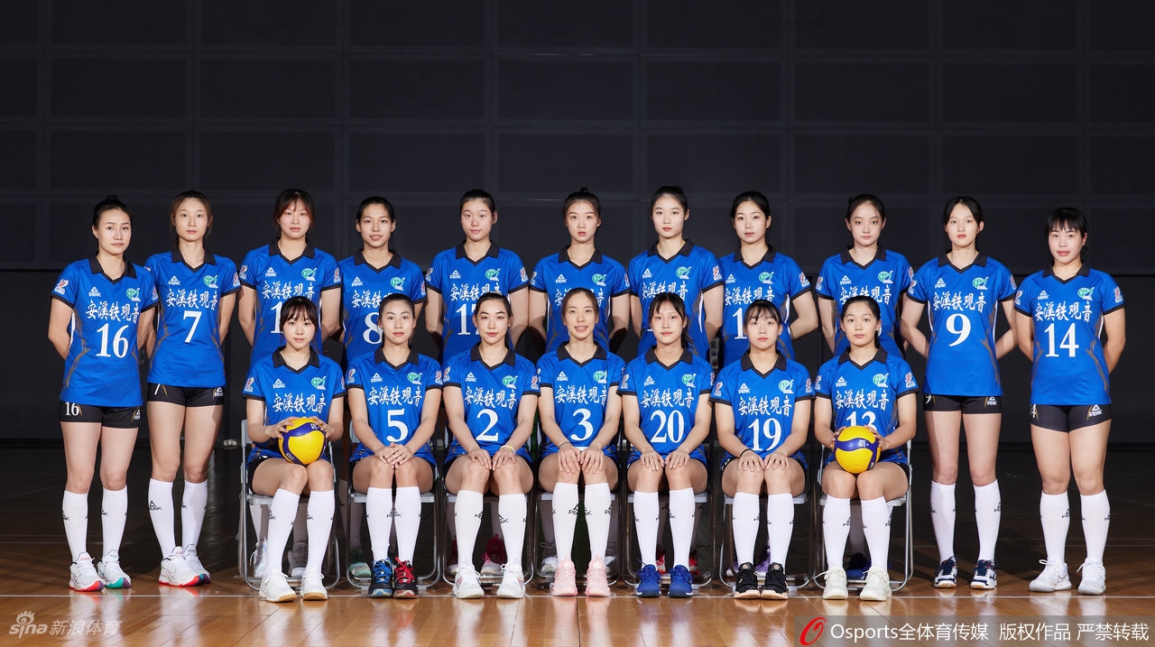 福建女排拍摄排超联赛官方写真