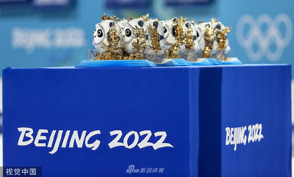 北京冬奥吉祥物冰墩墩火爆引追捧