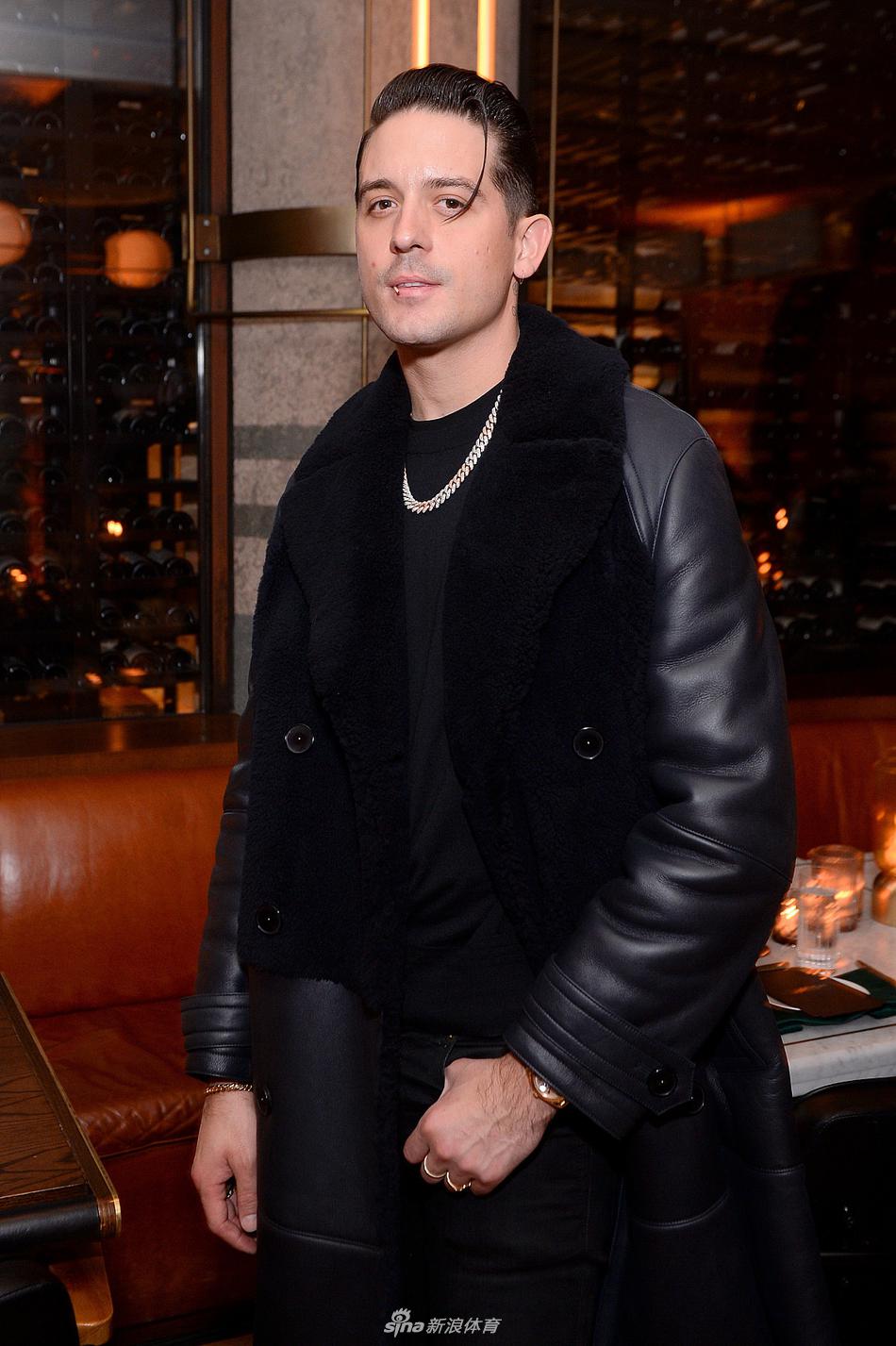 詹姆斯领衔出席豪气晚宴