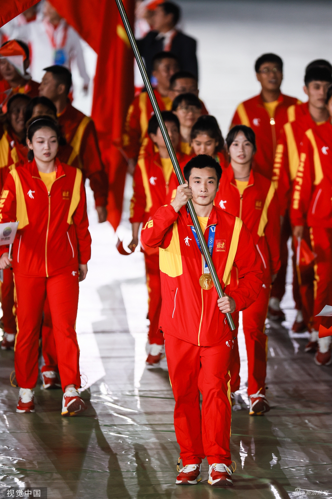 北京体育代表团旗手曹缘