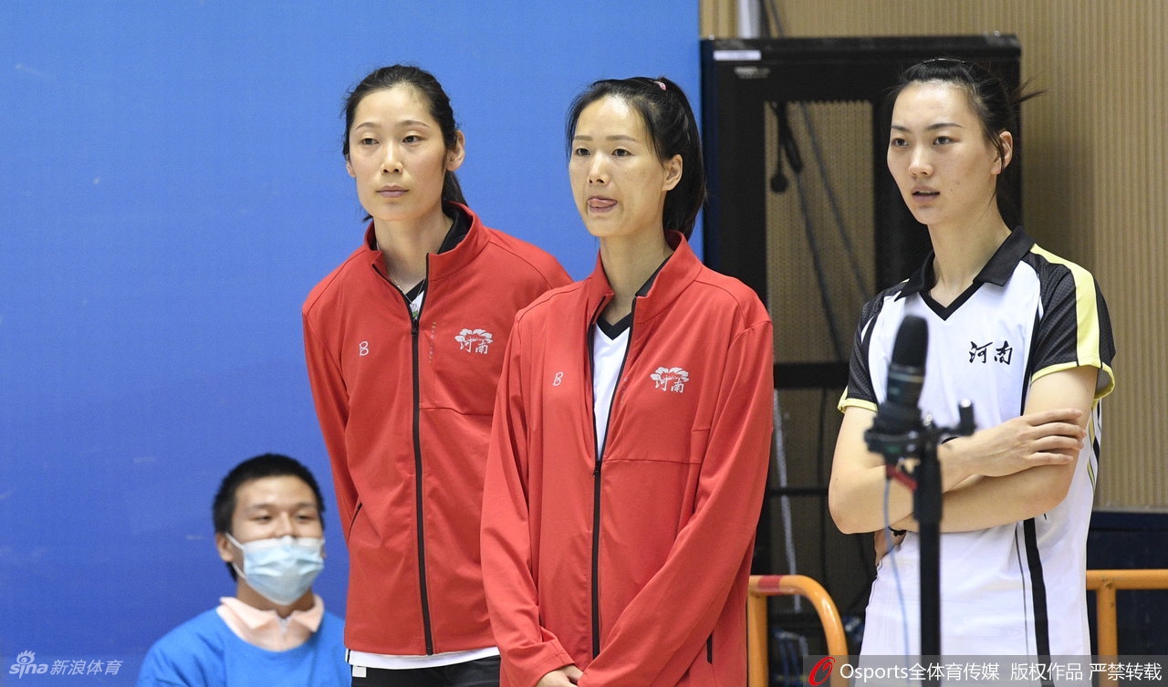 [全运]河南女排0-3遭上海横扫 朱婷伤停变送水工
