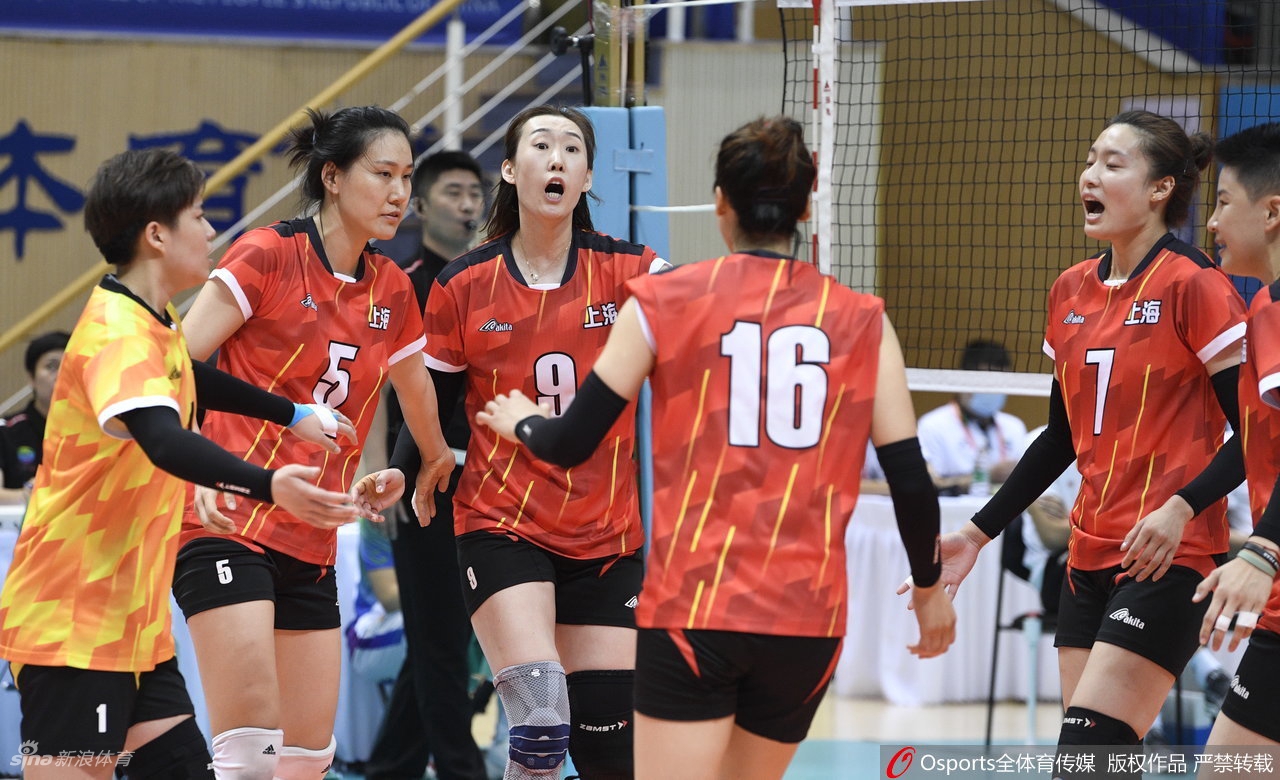 [全运]河南女排0-3遭上海横扫 朱婷伤停变送水工
