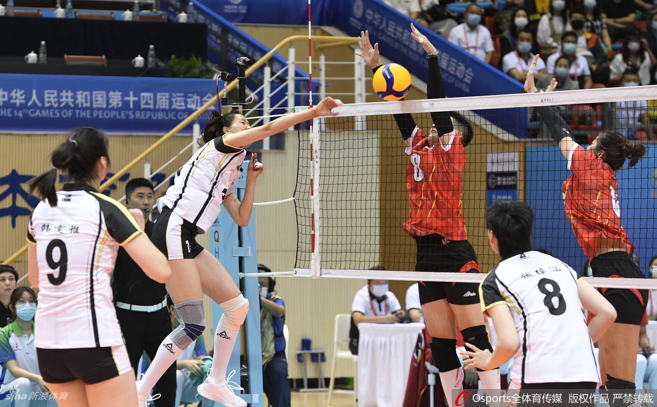 [全运]河南女排0-3遭上海横扫 朱婷伤停变送水工