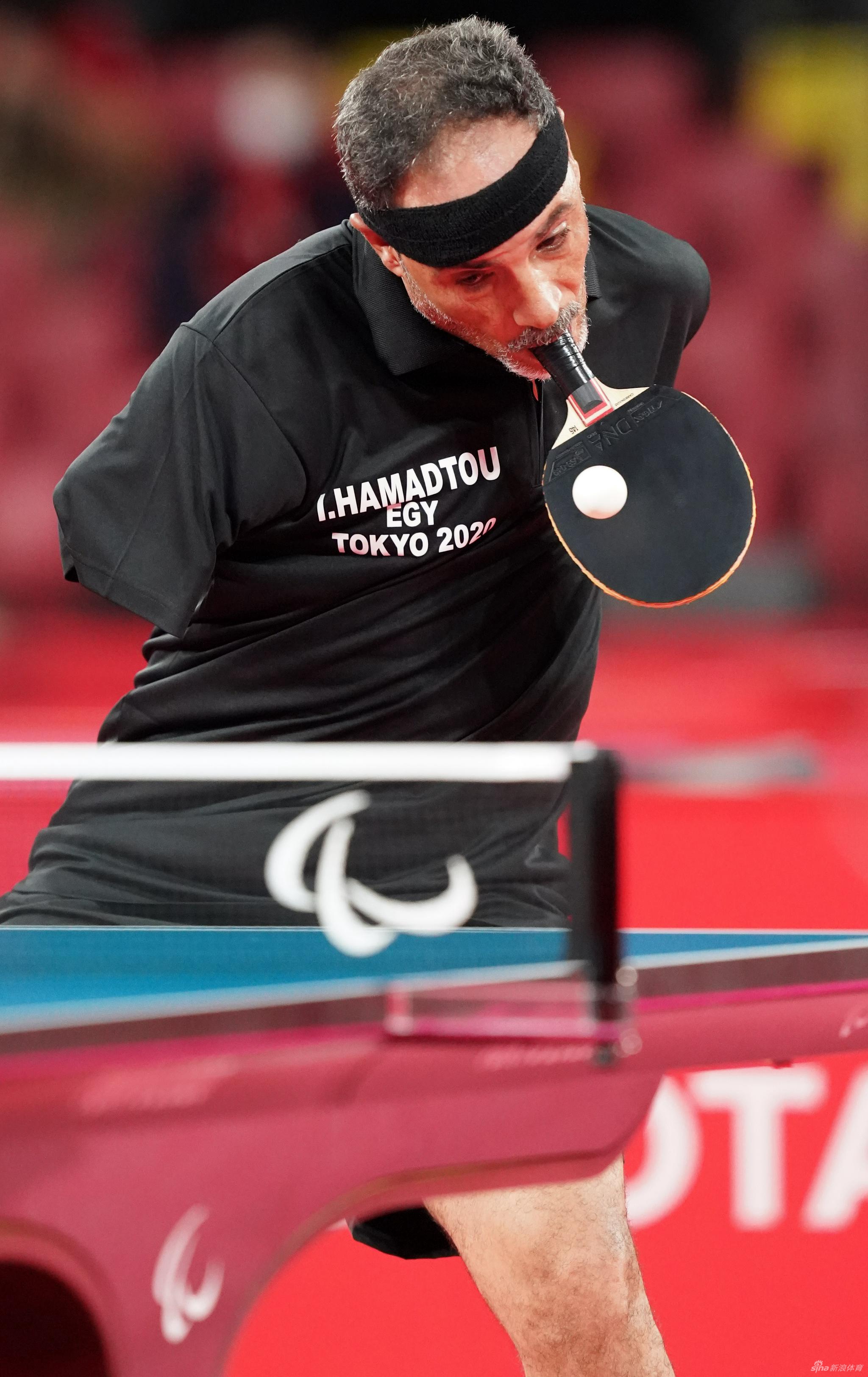 残奥唯一用嘴打乒乓球的运动员