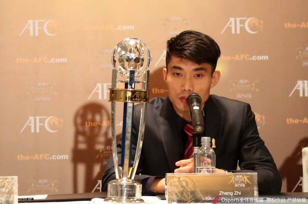 郑智出任广州队执行主教练兼球员