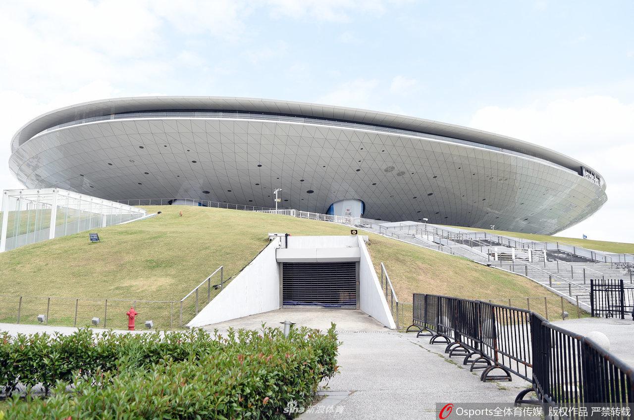 上海拆除NBA中国赛宣传海报 赛前训练取消场面冷清