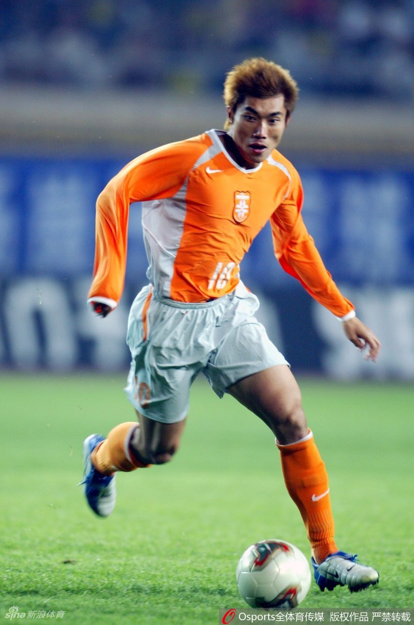 郑智出任广州队执行主教练兼球员