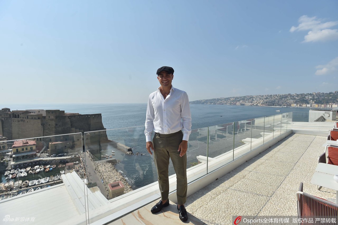 卡纳瓦罗：解约不是俱乐部原因 放弃11个月薪水