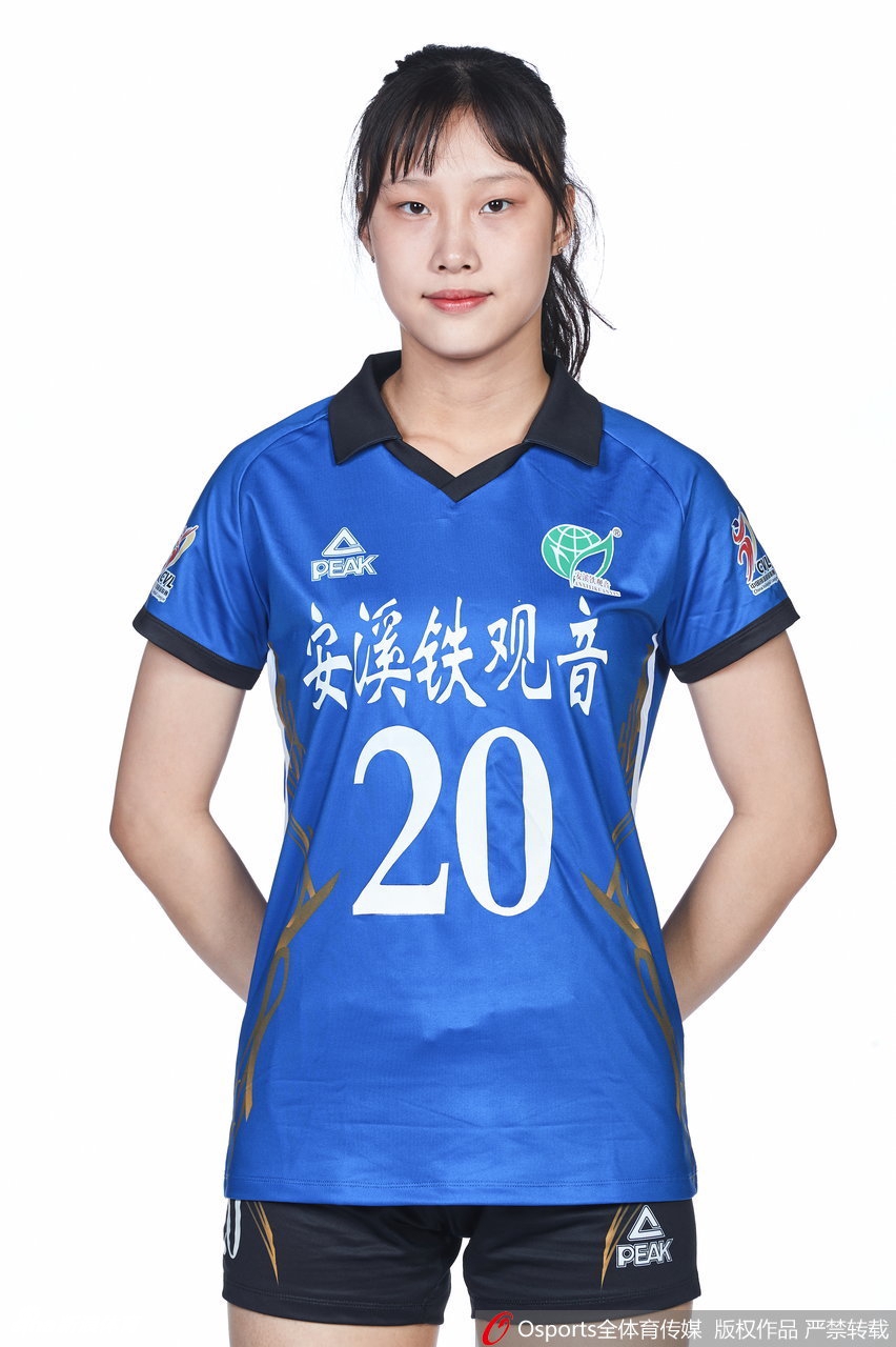 福建女排拍摄排超联赛官方写真