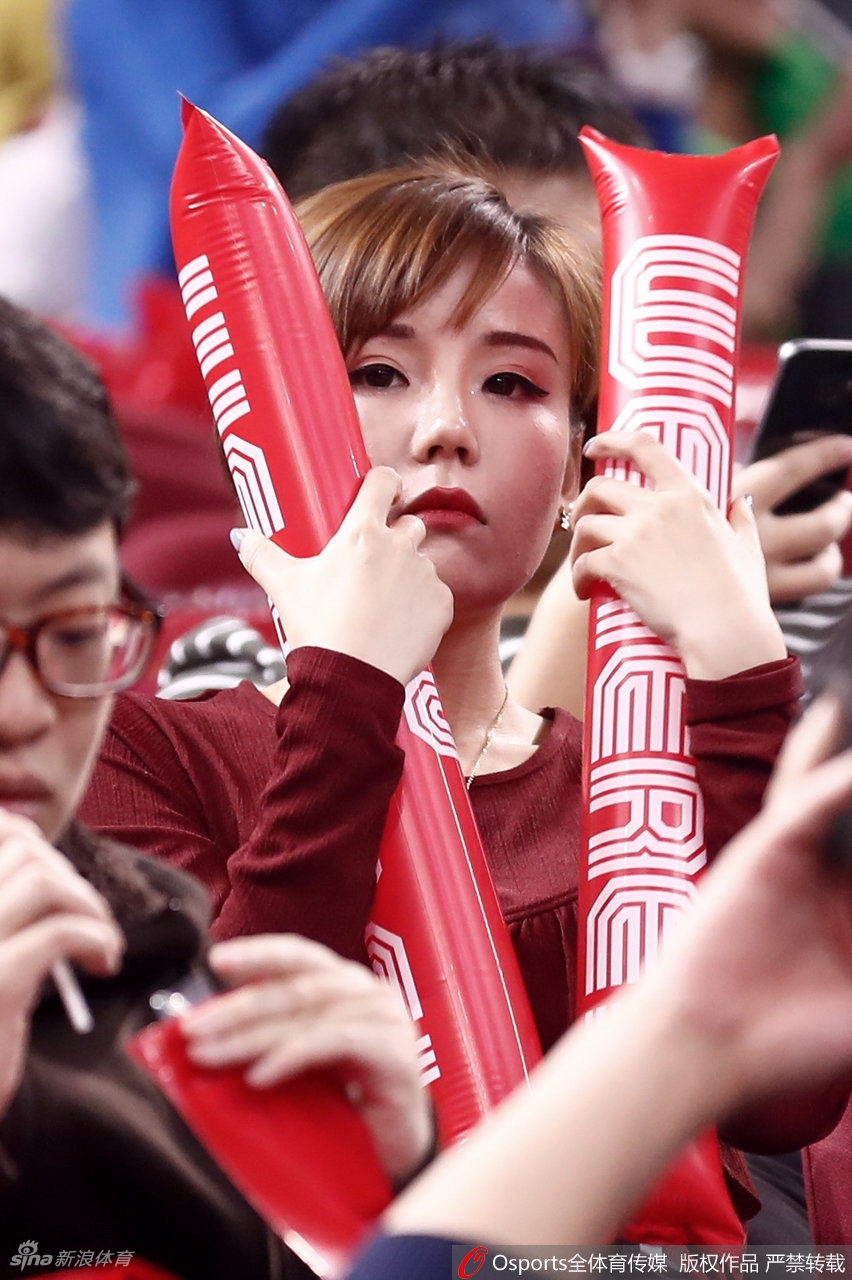 女神们快乐！致敬中国篮坛球员的另一半