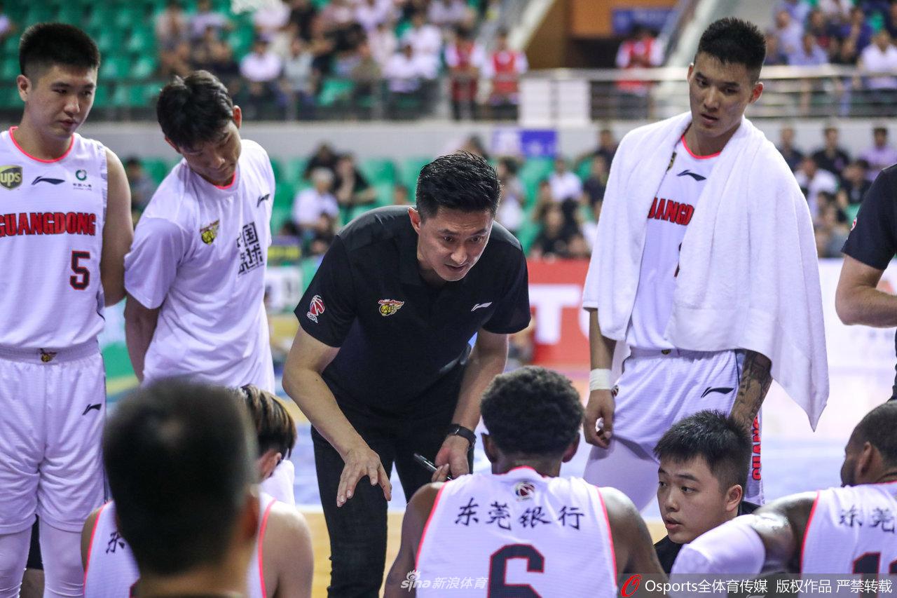 季前赛-赵睿35分广东险胜新疆
