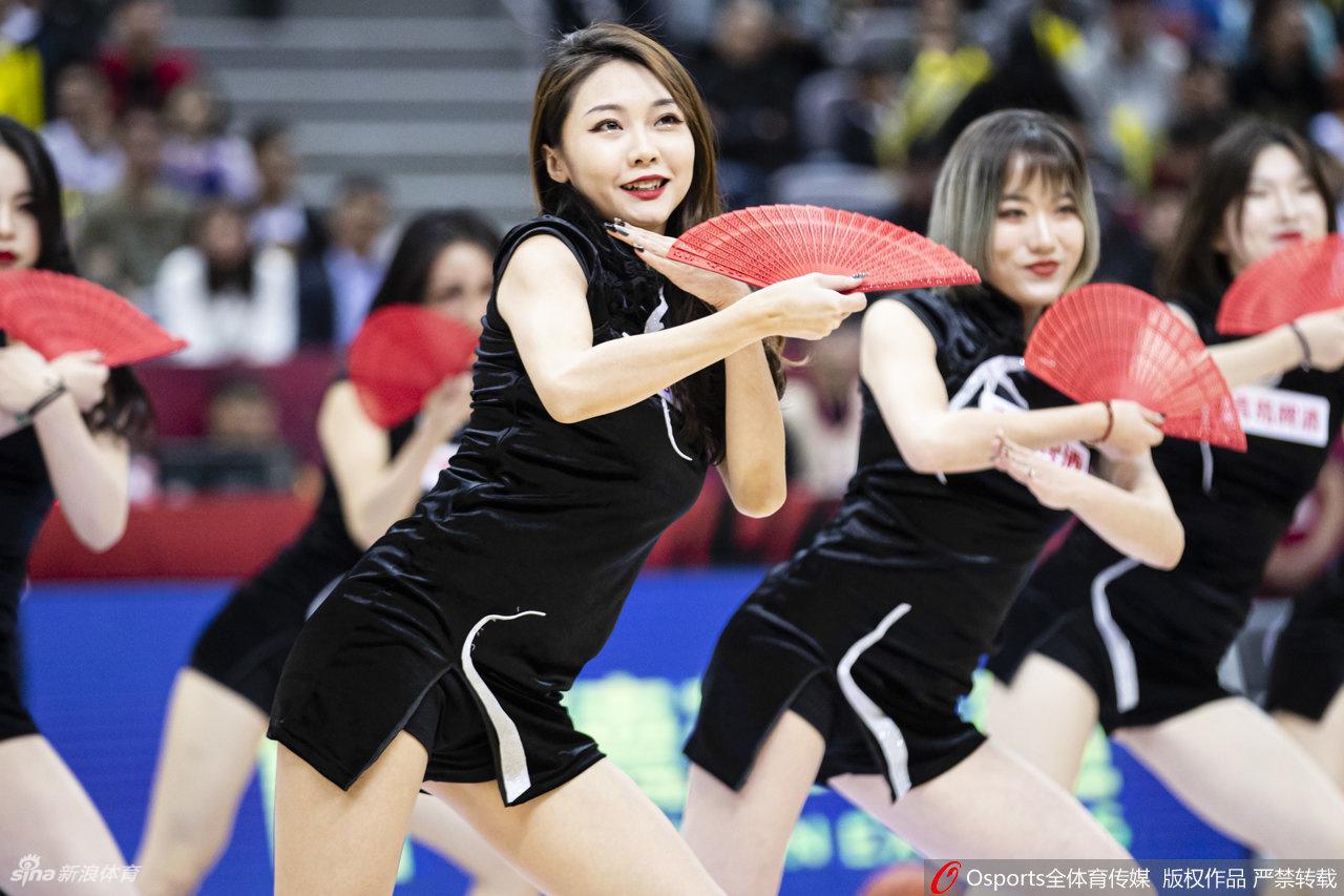 江苏肯帝亚拉拉队