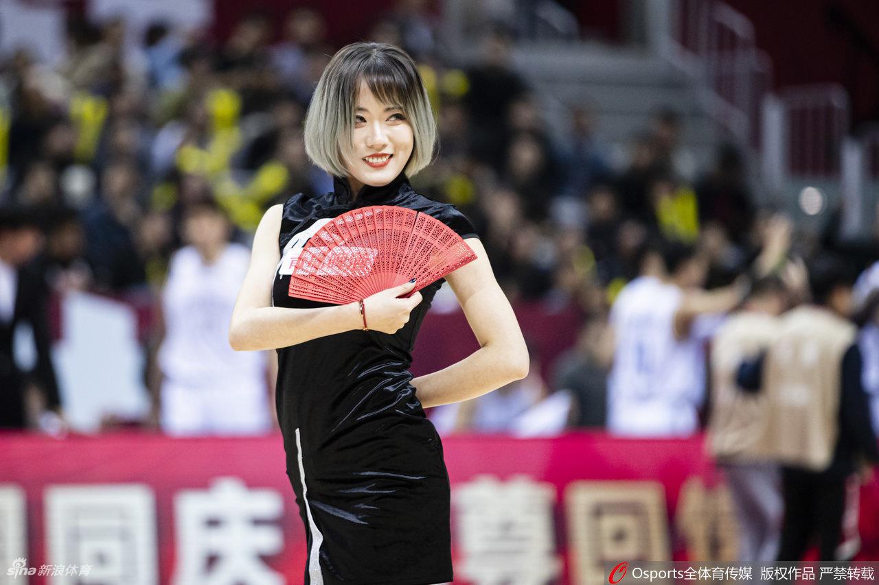 江苏肯帝亚拉拉队