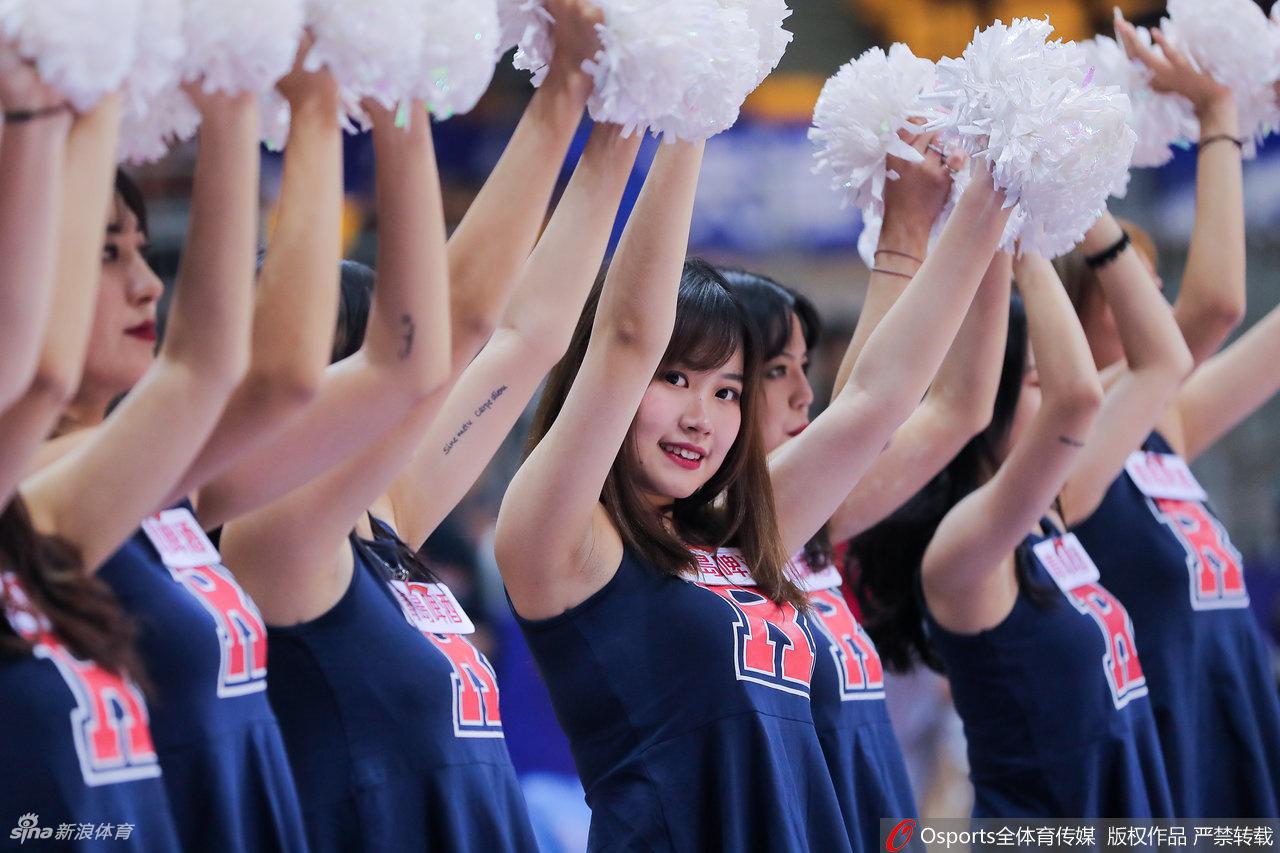 天津先行者拉拉队