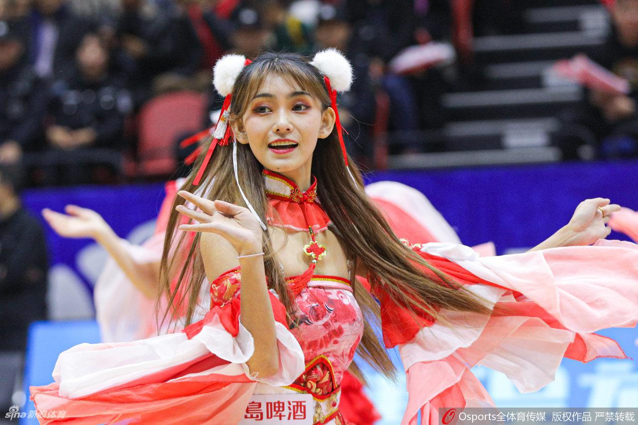 新疆广汇拉拉队