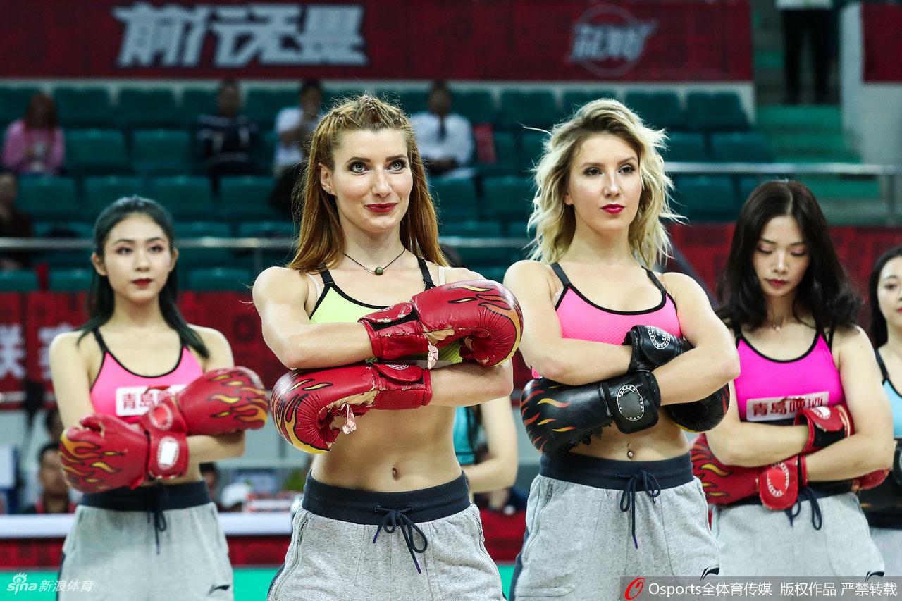 广州龙狮拉拉队