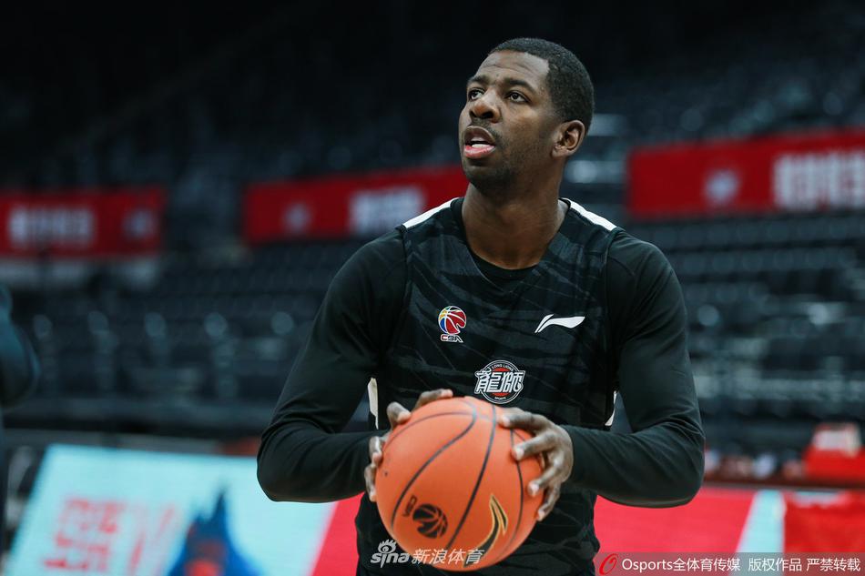 广州龙狮备战训练