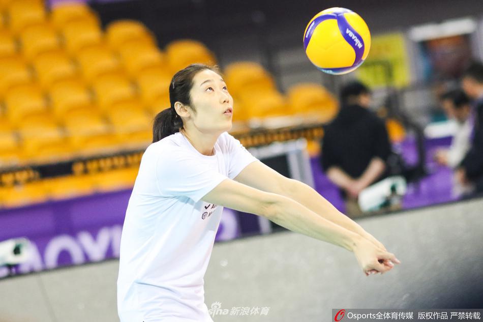 朱婷领衔天津女排训练备战欧洲冠军 期待开门红