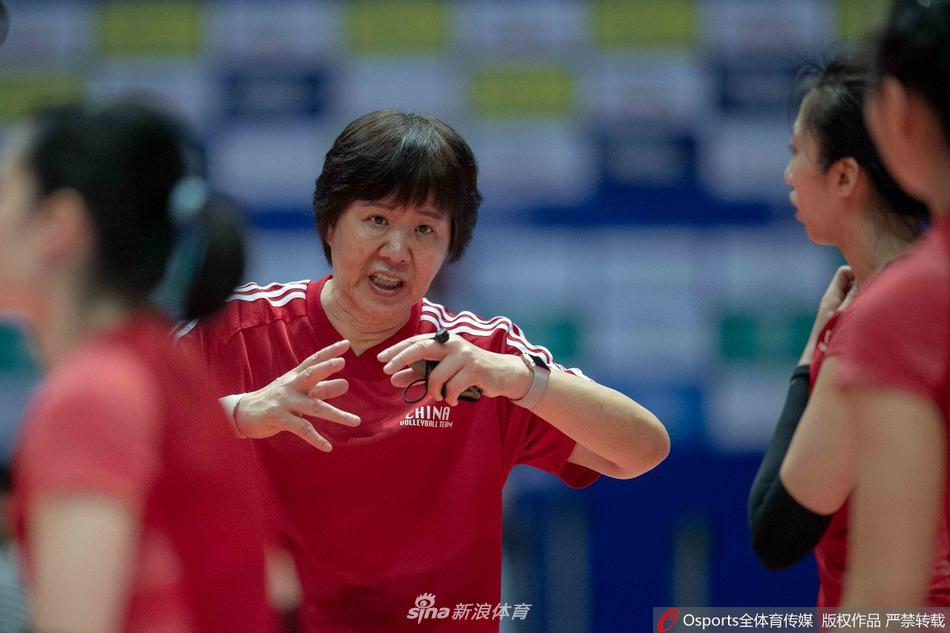 郎平59岁生日快乐回顾"铁榔头"到"郎妈妈"