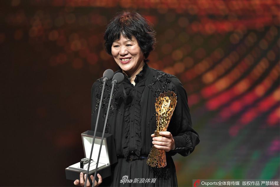 郎平59岁生日快乐回顾"铁榔头"到"郎妈妈"