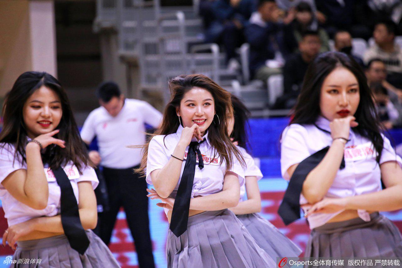 天津先行者拉拉队