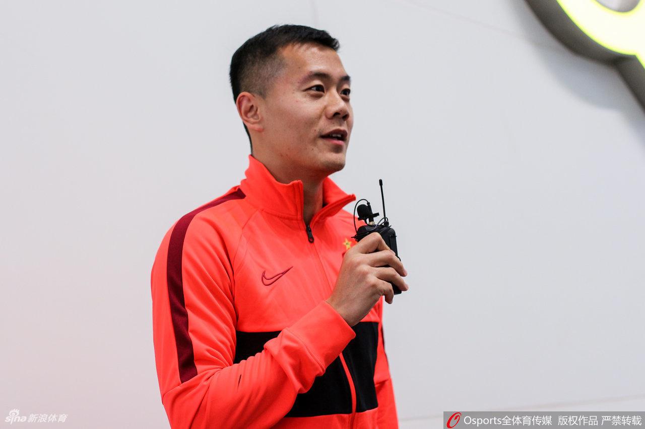 恒大出征迪拜冬训备战新赛季 郜林冯潇霆曾诚缺席