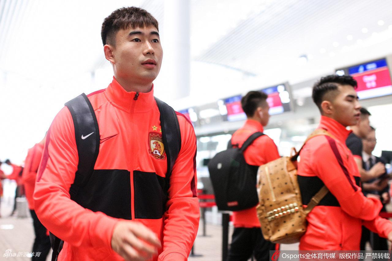 恒大出征迪拜冬训备战新赛季 郜林冯潇霆曾诚缺席