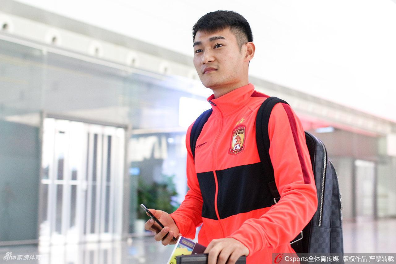 恒大出征迪拜冬训备战新赛季 郜林冯潇霆曾诚缺席